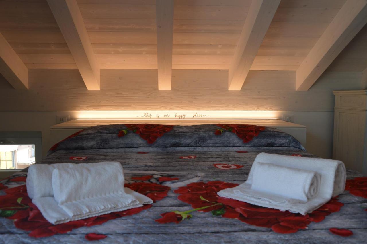 White Suite - Jacuzzi, Swimming Pool & Lake View Lezzeno Exterior photo